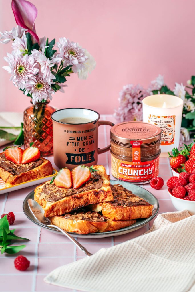 le comptoir de mathilde - mise en scène - pâte à tartiner crunchy caramel et feuillantine - merci maitre - alexandra hanger photographie culinaire